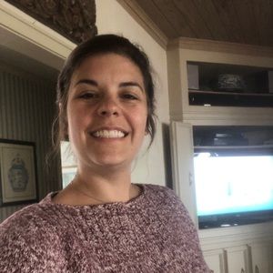 Meet your Posher, Leslie